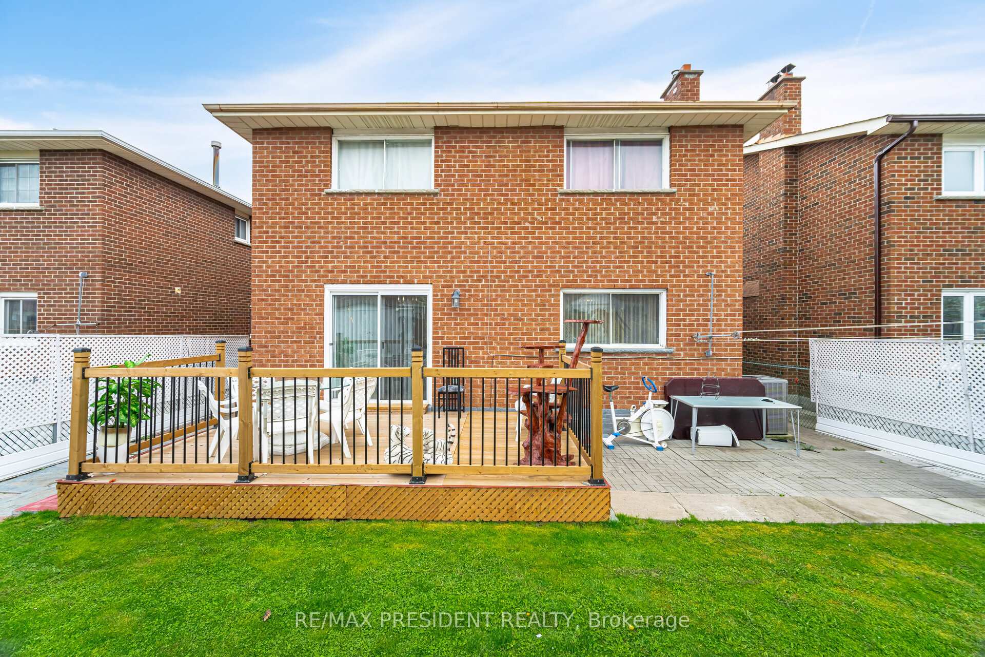 Photo 36 of 66 Gihon Spring Drive, Etobicoke, Mount Olive-Silverstone-Jamestown — HOMEH