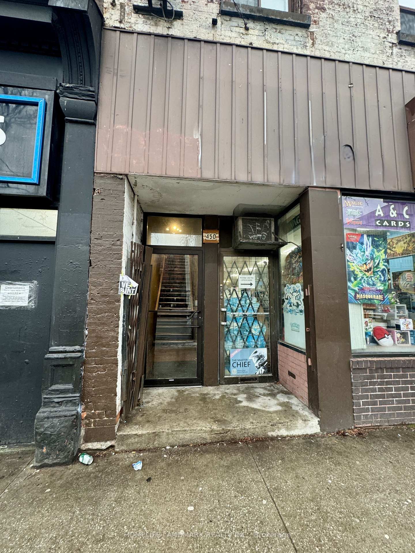 Photo 5 of Unit 3, 450 Spadina Avenue, Toronto, Kensington-Chinatown — HOMEH