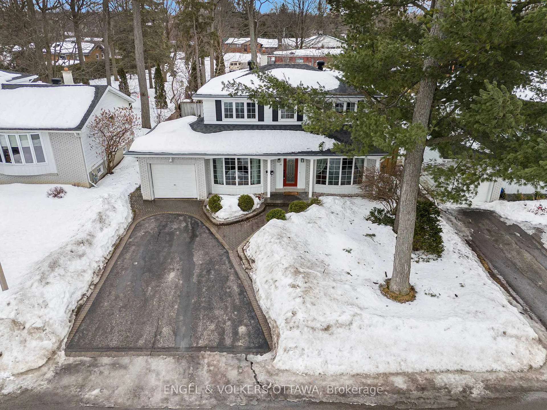 Photo 1 of 12 Woodburn Drive, Ottawa, Blackburn Hamlet — HOMEH