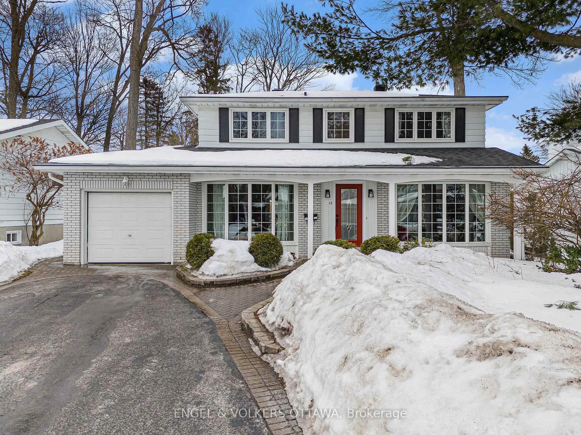 Photo 2 of 12 Woodburn Drive, Ottawa, Blackburn Hamlet — HOMEH