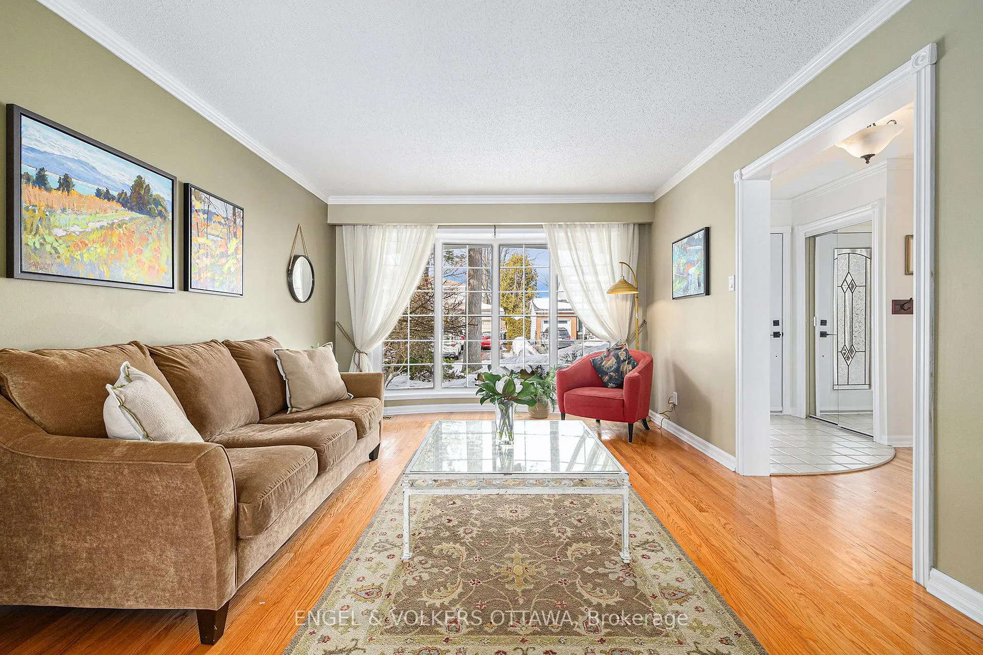 Photo 7 of 12 Woodburn Drive, Ottawa, Blackburn Hamlet — HOMEH