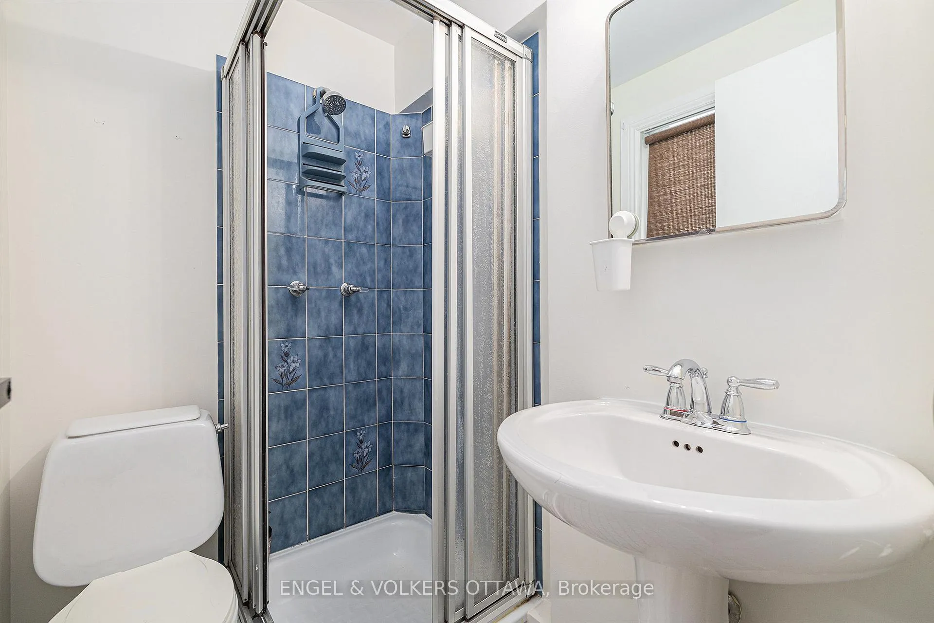 Photo 20 of 12 Woodburn Drive, Ottawa, Blackburn Hamlet — HOMEH