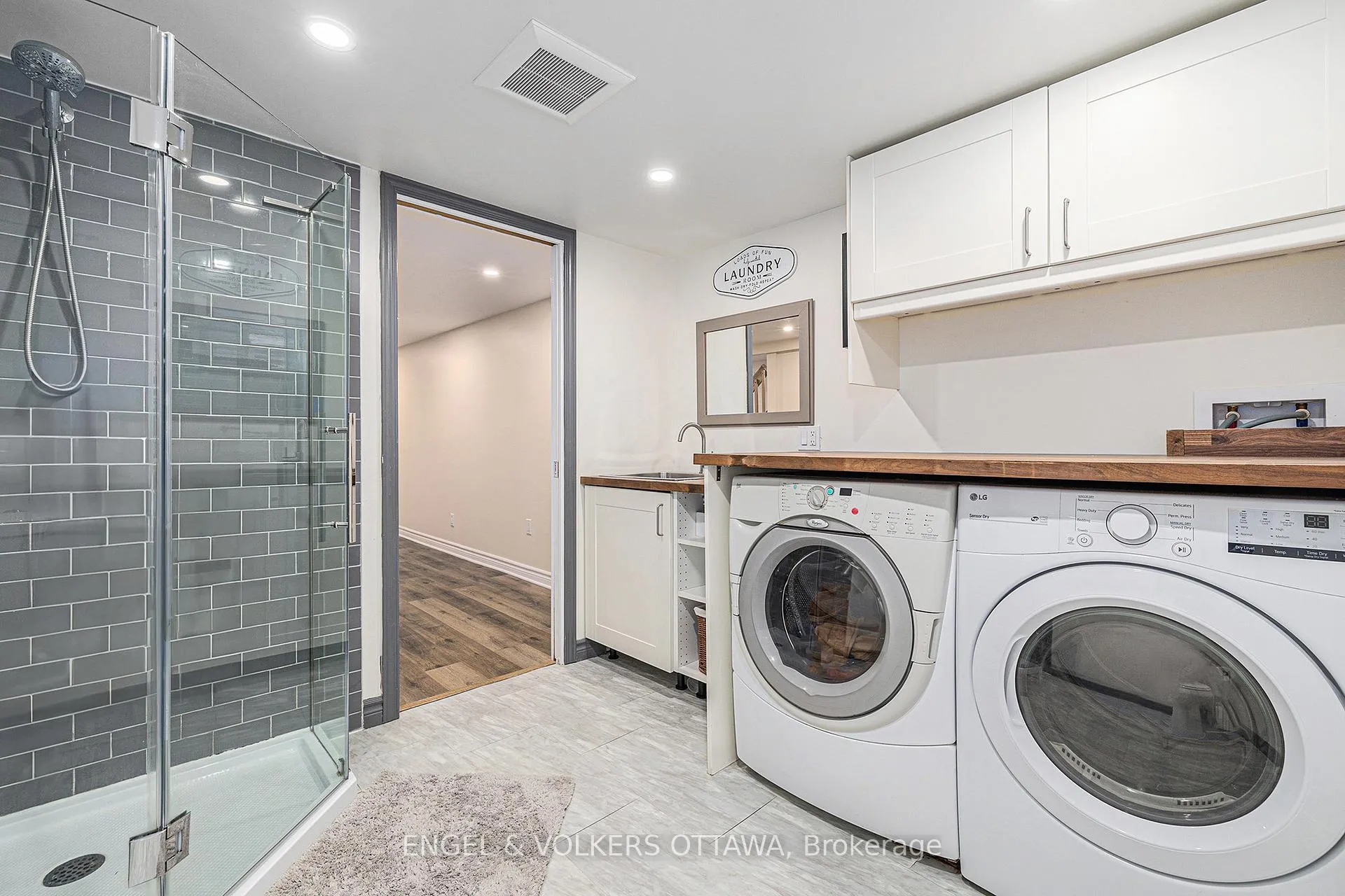 Photo 29 of 12 Woodburn Drive, Ottawa, Blackburn Hamlet — HOMEH