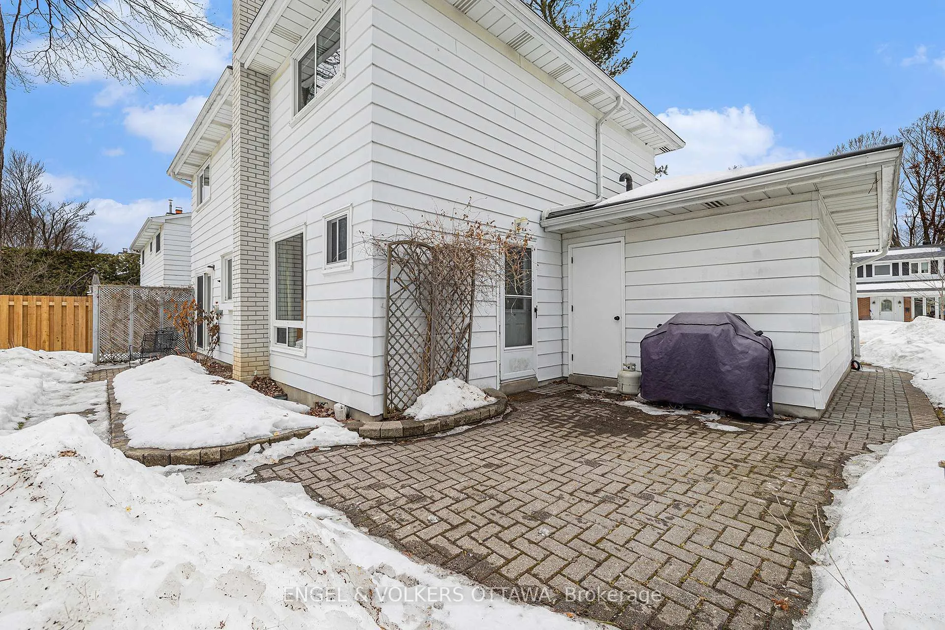 Photo 38 of 12 Woodburn Drive, Ottawa, Blackburn Hamlet — HOMEH
