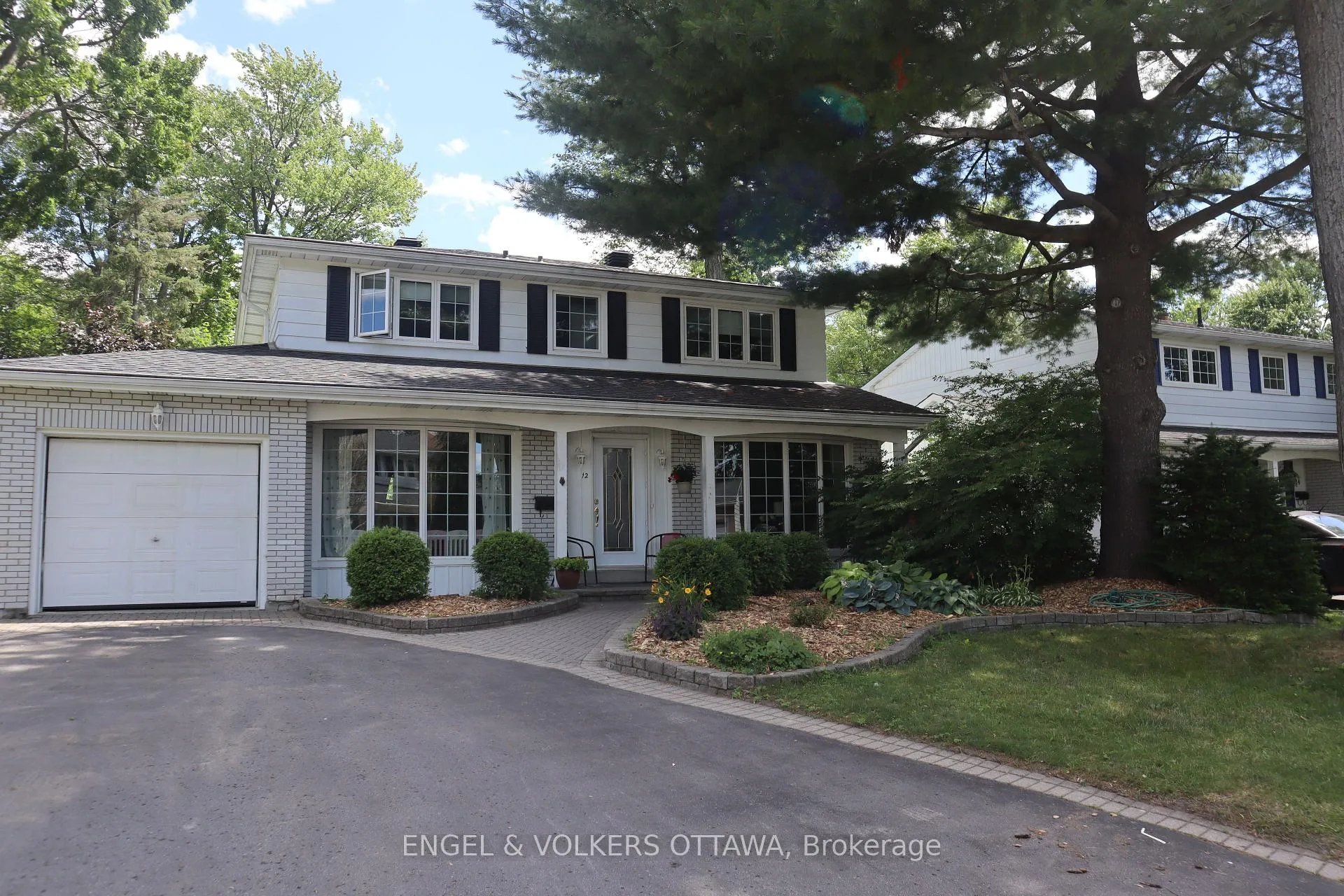 Photo 46 of 12 Woodburn Drive, Ottawa, Blackburn Hamlet — HOMEH