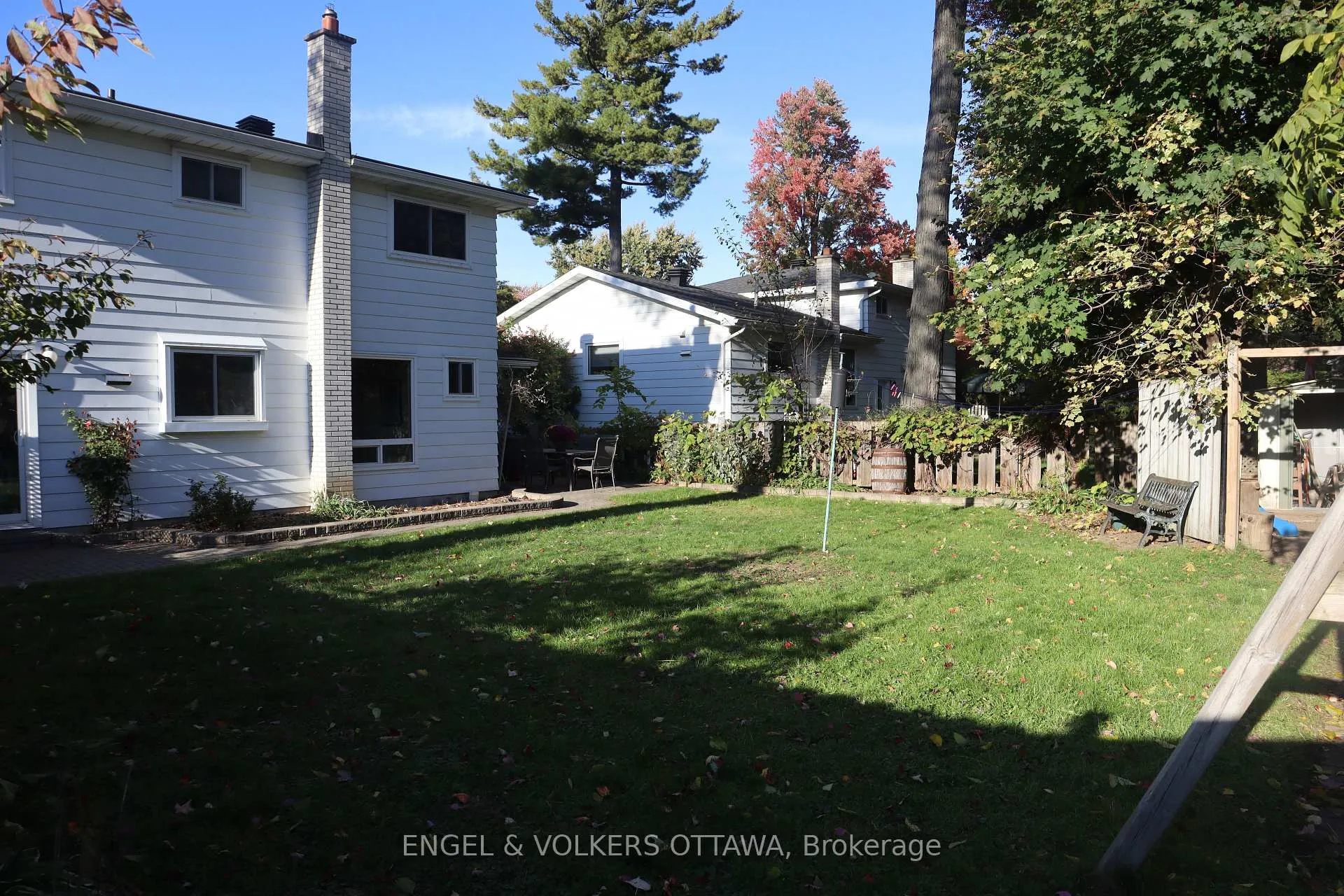 Photo 47 of 12 Woodburn Drive, Ottawa, Blackburn Hamlet — HOMEH