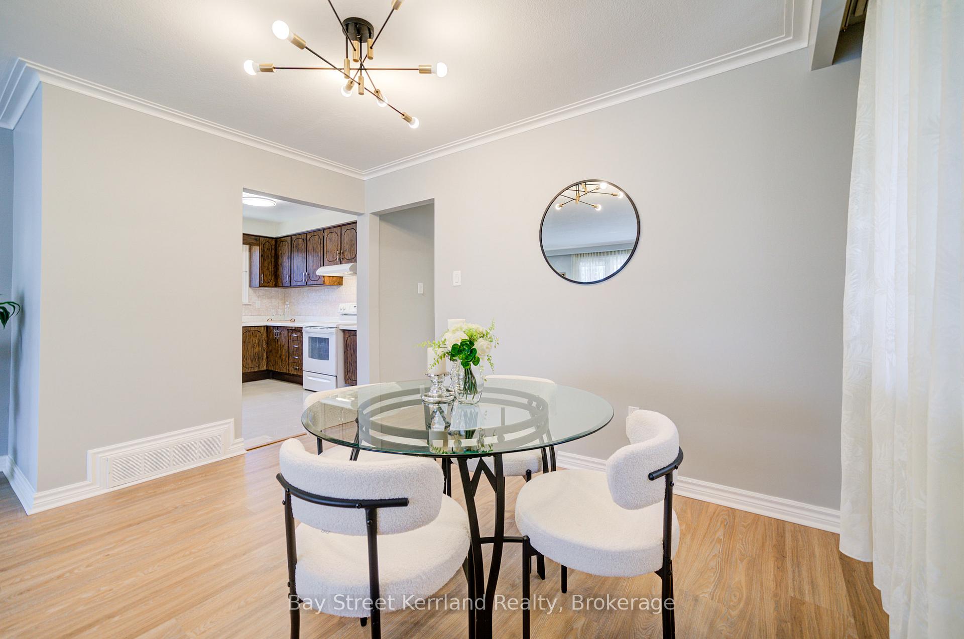 Photo 9 of 53 Ladbrooke Road, Etobicoke, Willowridge-Martingrove-Richview — HOMEH