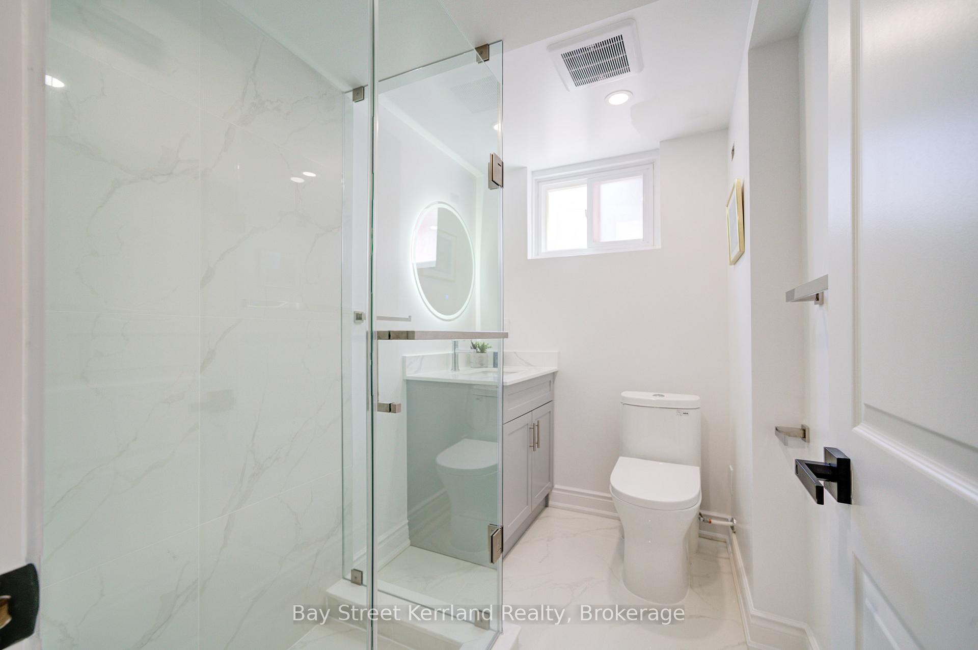 Photo 32 of 53 Ladbrooke Road, Etobicoke, Willowridge-Martingrove-Richview — HOMEH