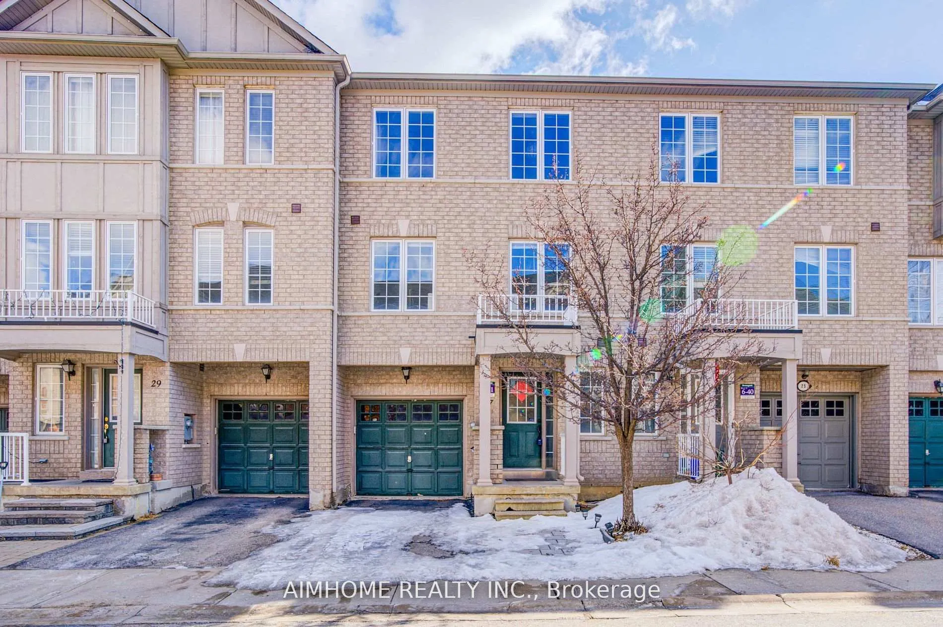Photo 1 of 27 Warrington Way, Markham, Berczy — HOMEH