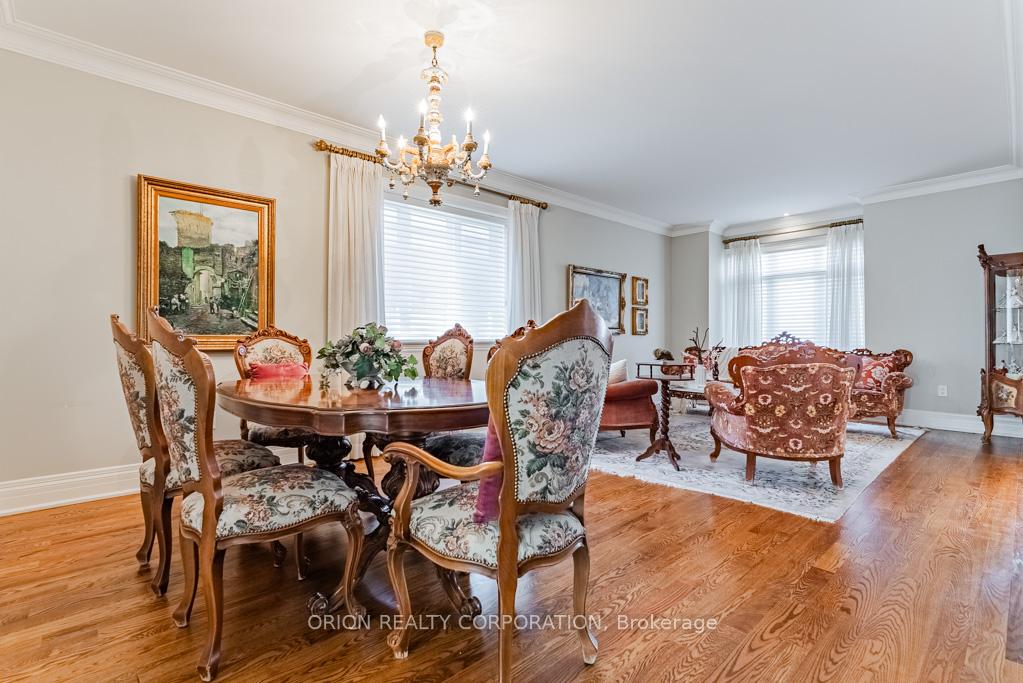 Photo 8 of 293 La Rose Avenue, Etobicoke, Willowridge-Martingrove-Richview — HOMEH