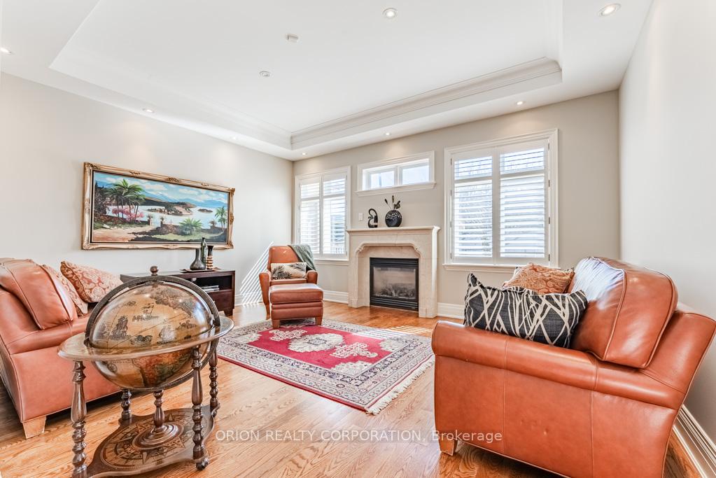 Photo 14 of 293 La Rose Avenue, Etobicoke, Willowridge-Martingrove-Richview — HOMEH