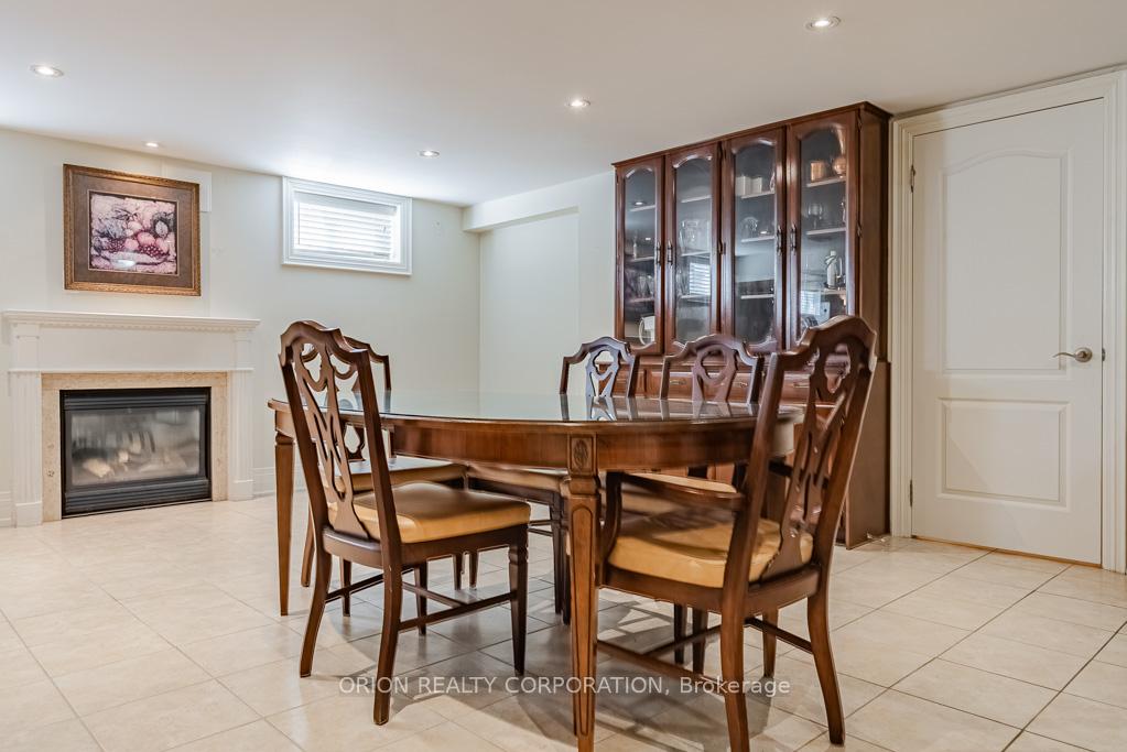 Photo 25 of 293 La Rose Avenue, Etobicoke, Willowridge-Martingrove-Richview — HOMEH