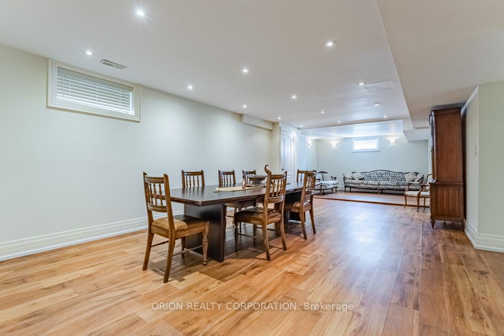 Photo 27 of 293 La Rose Avenue, Etobicoke, Willowridge-Martingrove-Richview — HOMEH