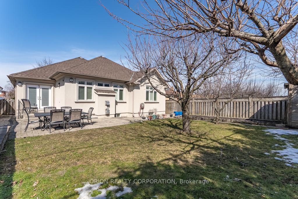 Photo 31 of 293 La Rose Avenue, Etobicoke, Willowridge-Martingrove-Richview — HOMEH