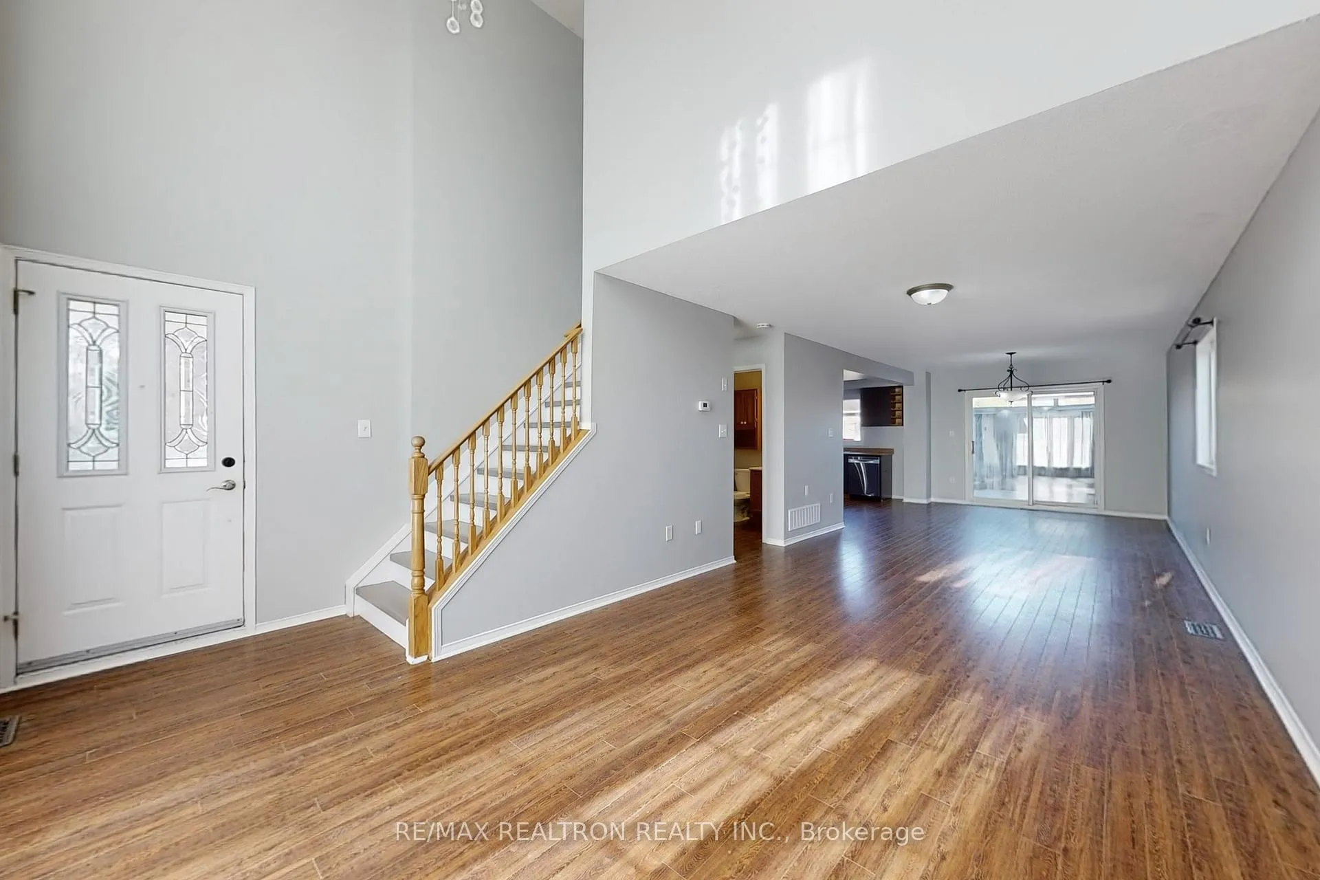 Photo 10 of 46 Watson Drive, Barrie, East Bayfield — HOMEH