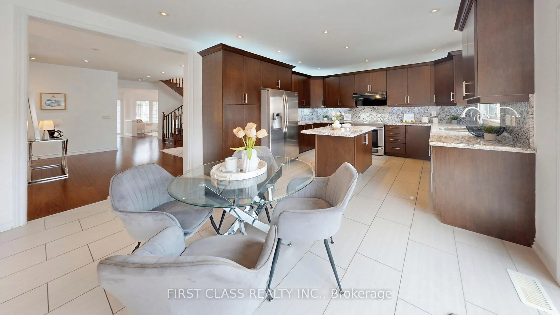 Photo 13 of 2 Beebe Crescent, Markham, Wismer — HOMEH