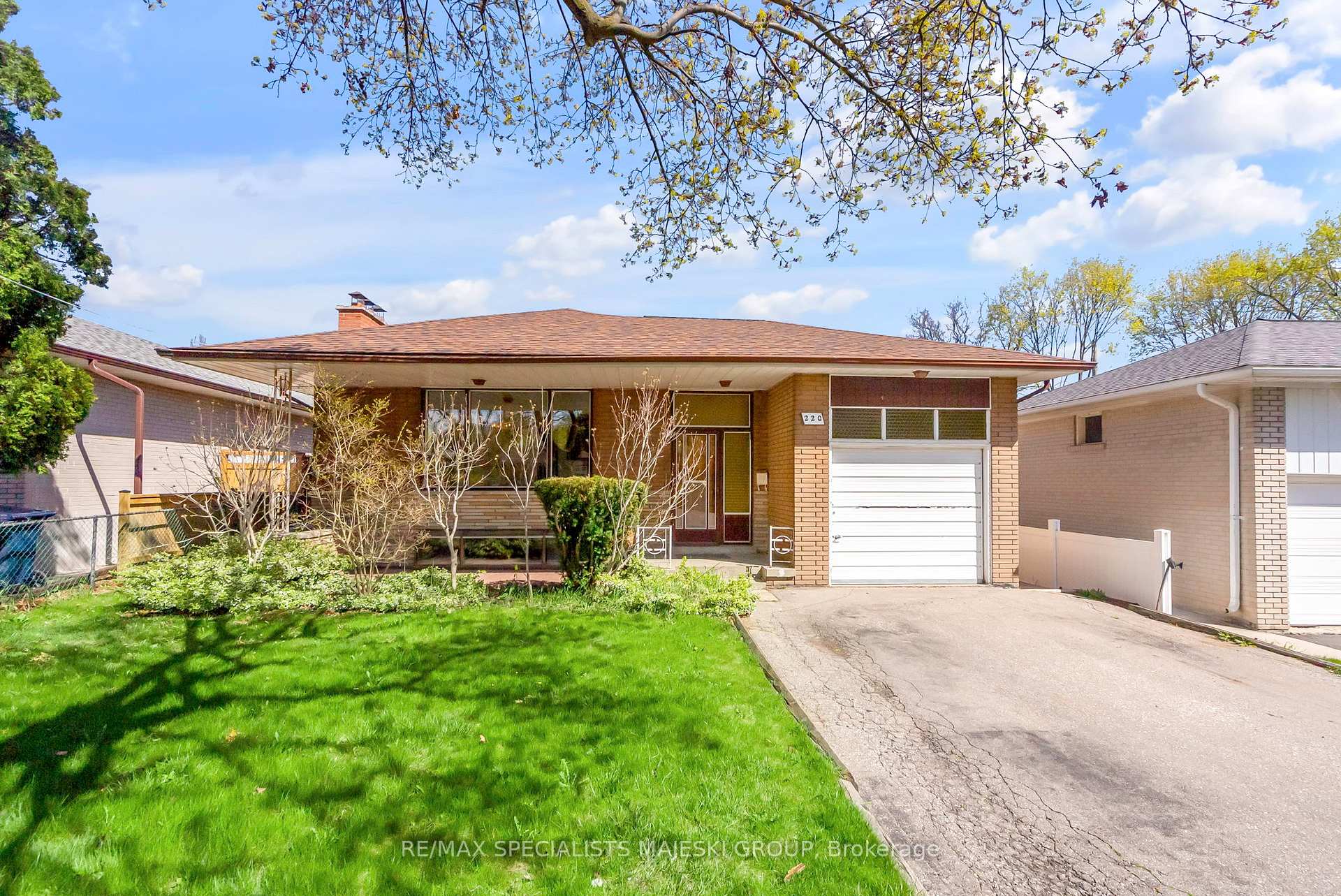 Photo 1 of 220 The Westway, Etobicoke, Kingsview Village-The Westway — HOMEH