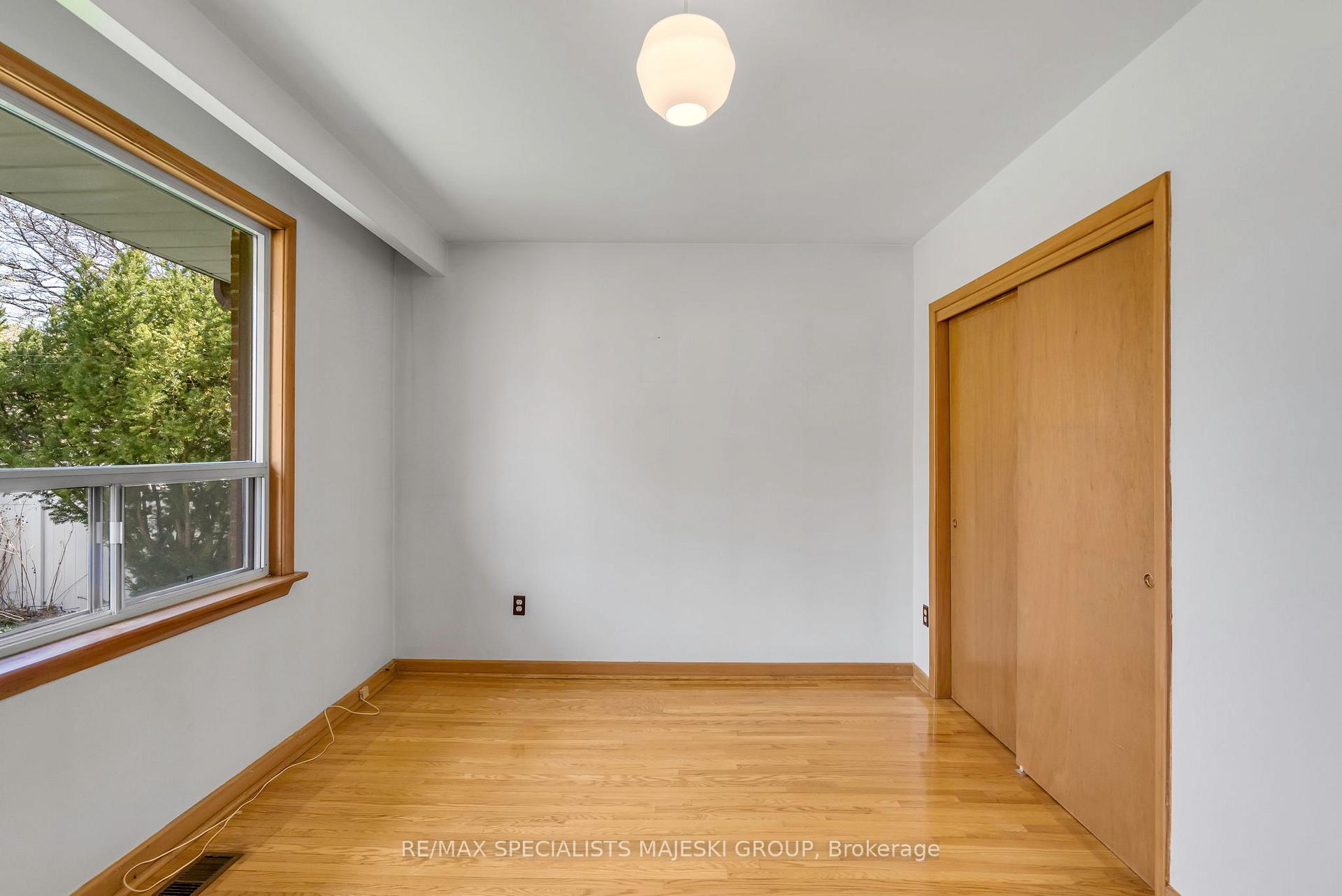 Photo 15 of 220 The Westway, Etobicoke, Kingsview Village-The Westway — HOMEH