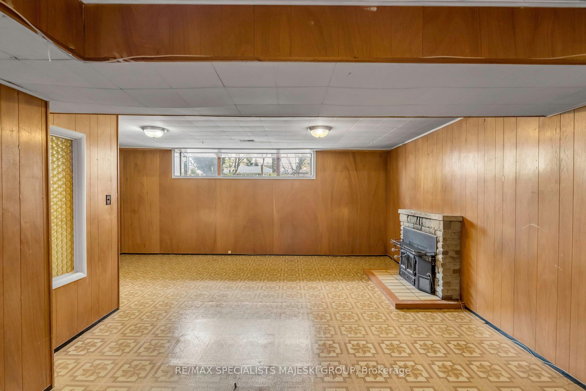 Photo 26 of 220 The Westway, Etobicoke, Kingsview Village-The Westway — HOMEH