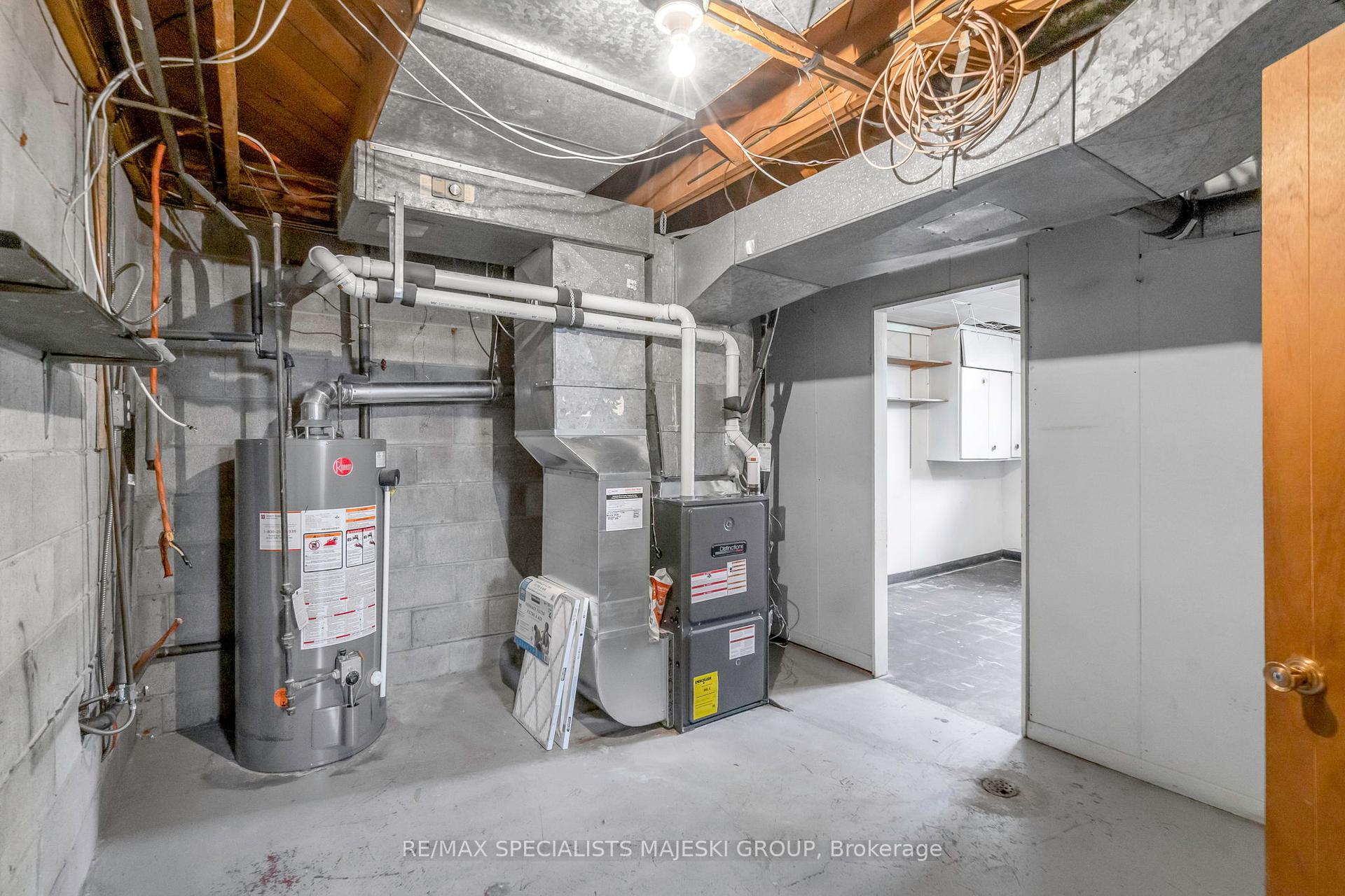 Photo 34 of 220 The Westway, Etobicoke, Kingsview Village-The Westway — HOMEH