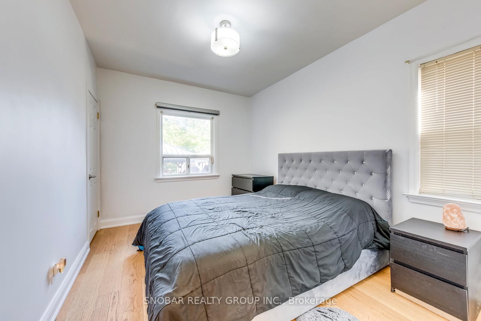 Photo 16 of 32 Dixon Road, Etobicoke, Humber Heights — HOMEH