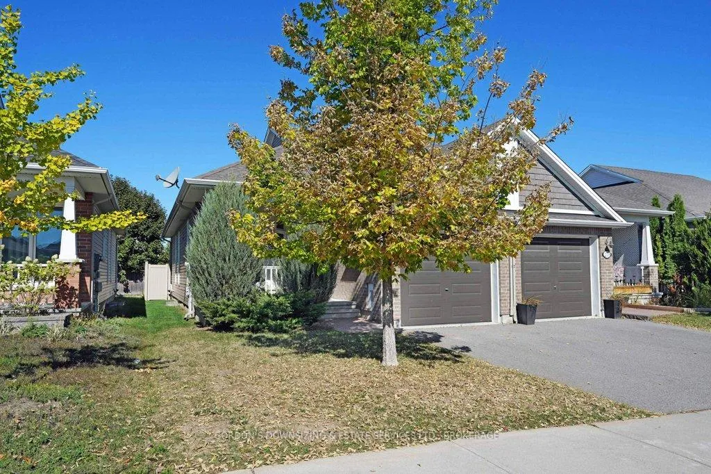 Photo 10 of 281 Brambling Way, Ottawa, Barrhaven - Half Moon Bay — HOMEH