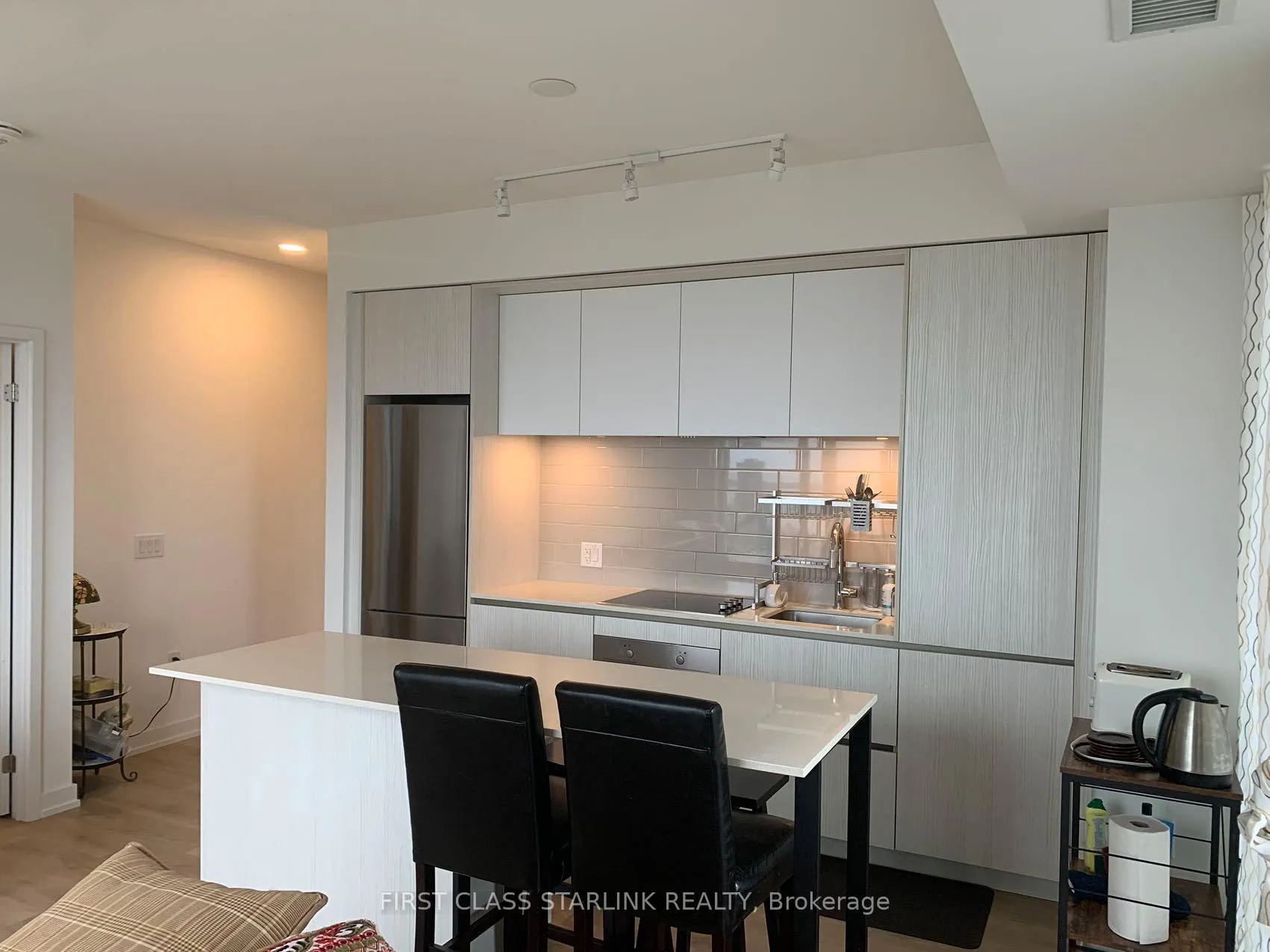 Photo 5 of Unit 2803, 225 Sumach Street N, Toronto, Regent Park — HOMEH
