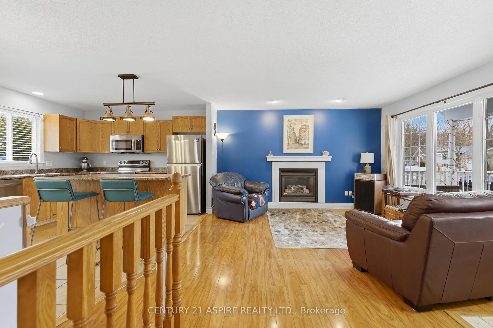 Photo 10 of 27 Bayshore Drive, Petawawa — HOMEH