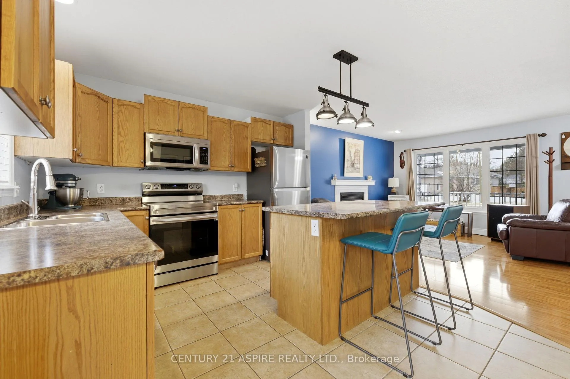 Photo 14 of 27 Bayshore Drive, Petawawa — HOMEH
