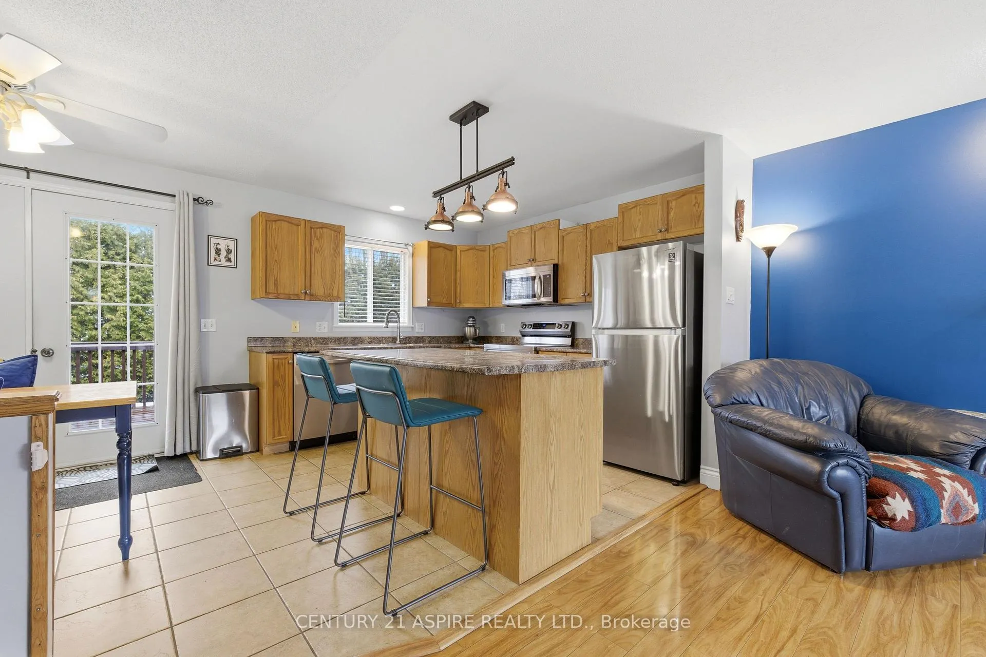 Photo 15 of 27 Bayshore Drive, Petawawa — HOMEH
