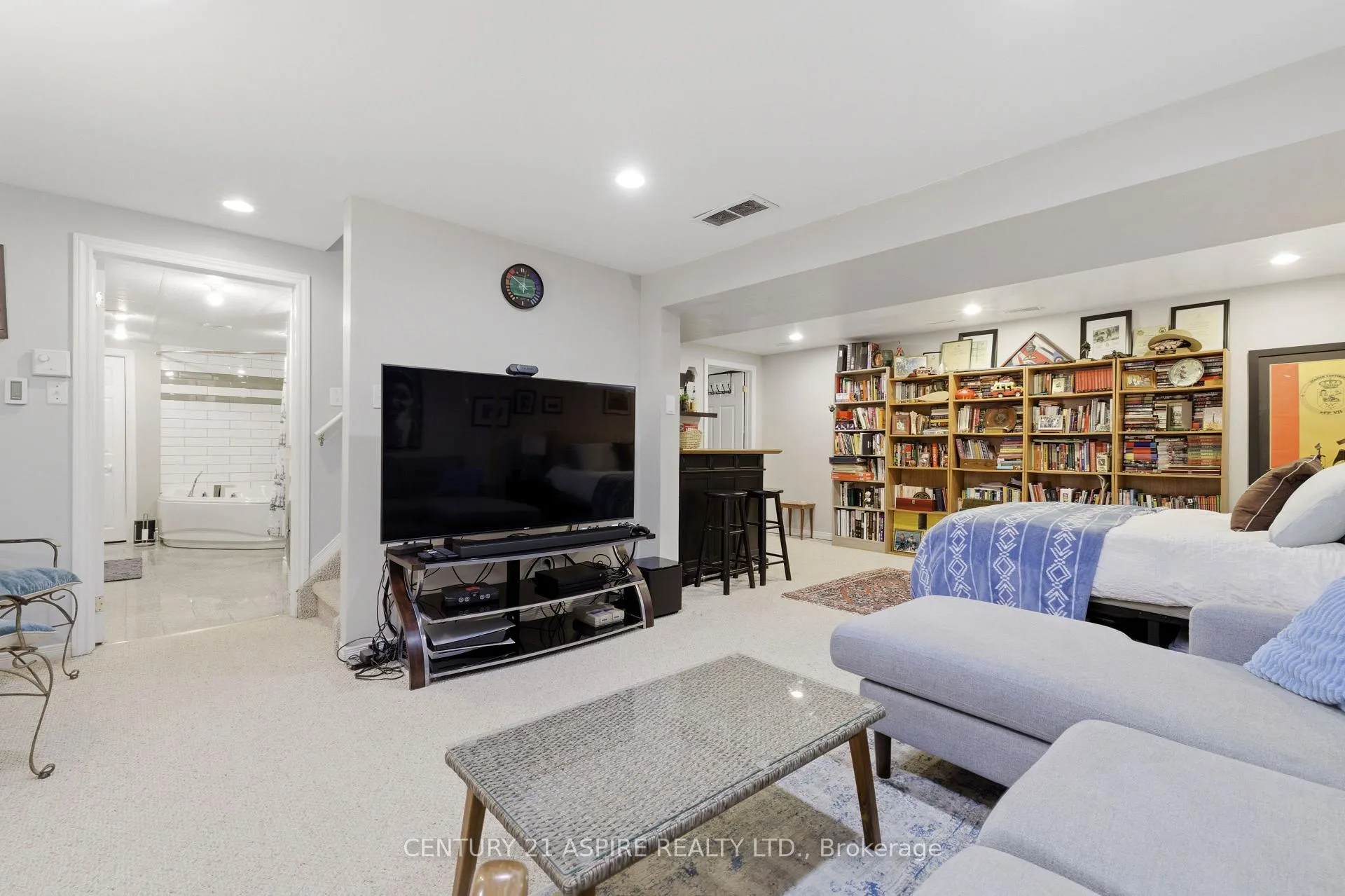 Photo 31 of 27 Bayshore Drive, Petawawa — HOMEH
