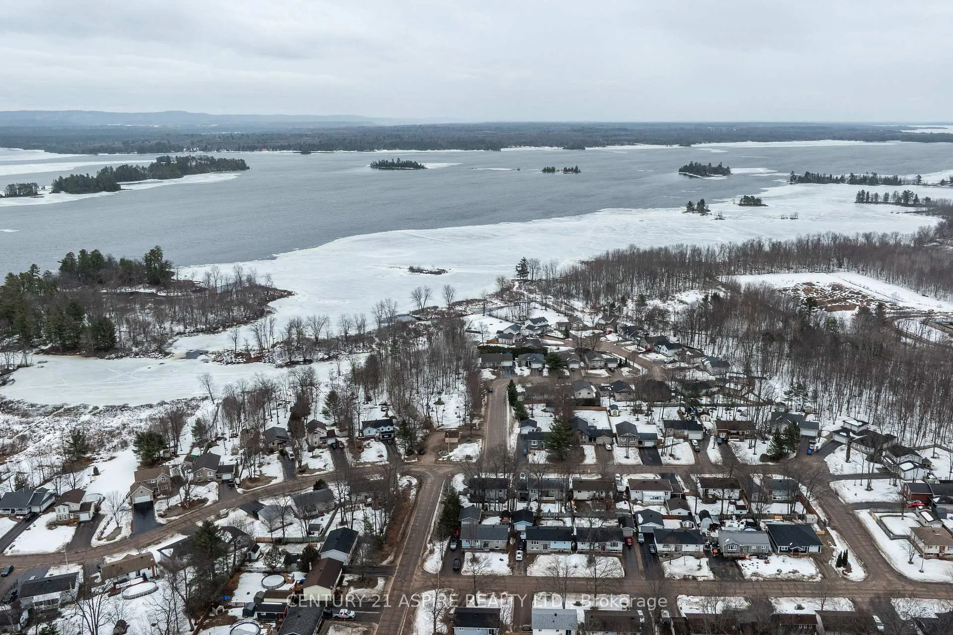 Photo 49 of 27 Bayshore Drive, Petawawa — HOMEH