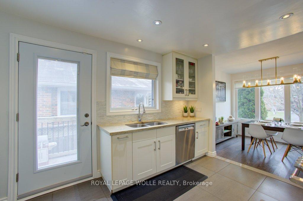 Photo 15 of 22 Brougham Crescent, Etobicoke, Kingsview Village-The Westway — HOMEH
