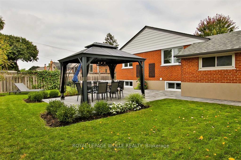 Photo 36 of 22 Brougham Crescent, Etobicoke, Kingsview Village-The Westway — HOMEH