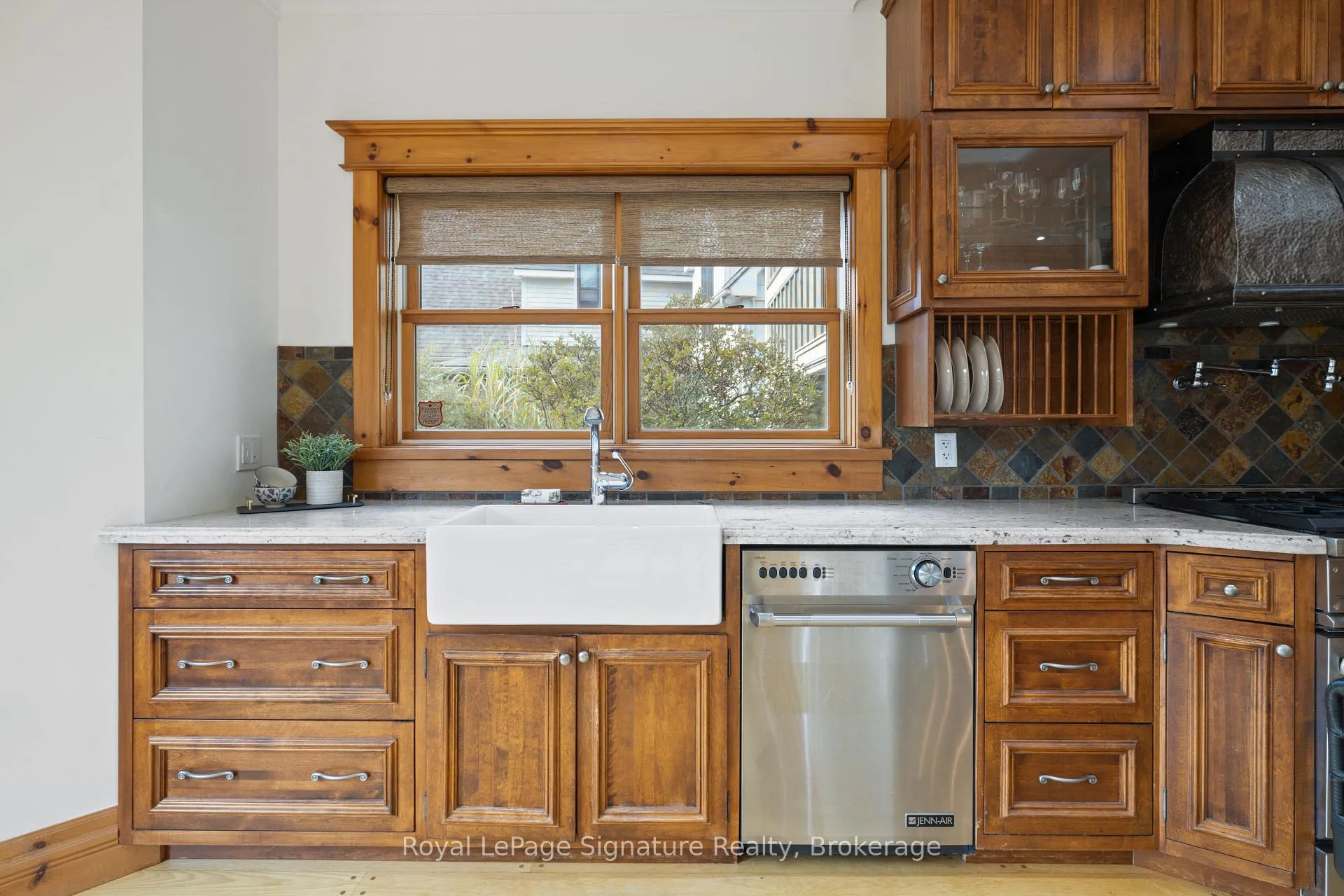 Photo 135 of 161 Snowbridge Way, Blue Mountains — HOMEH