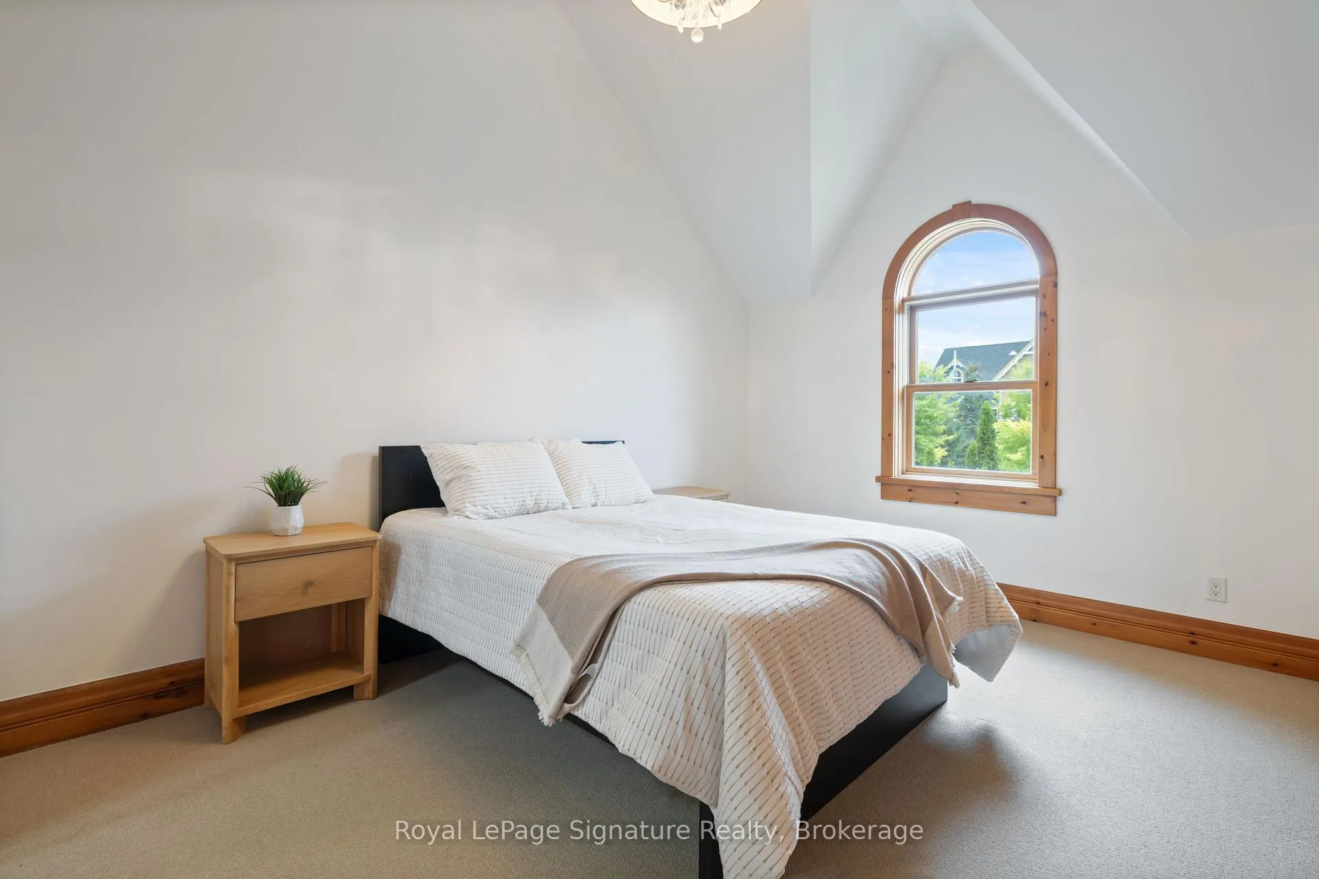 Photo 294 of 161 Snowbridge Way, Blue Mountains — HOMEH