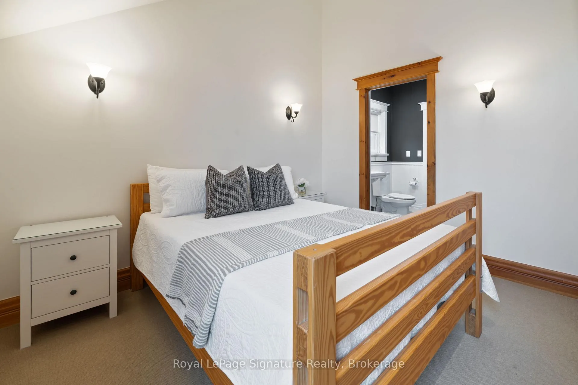Photo 332 of 161 Snowbridge Way, Blue Mountains — HOMEH