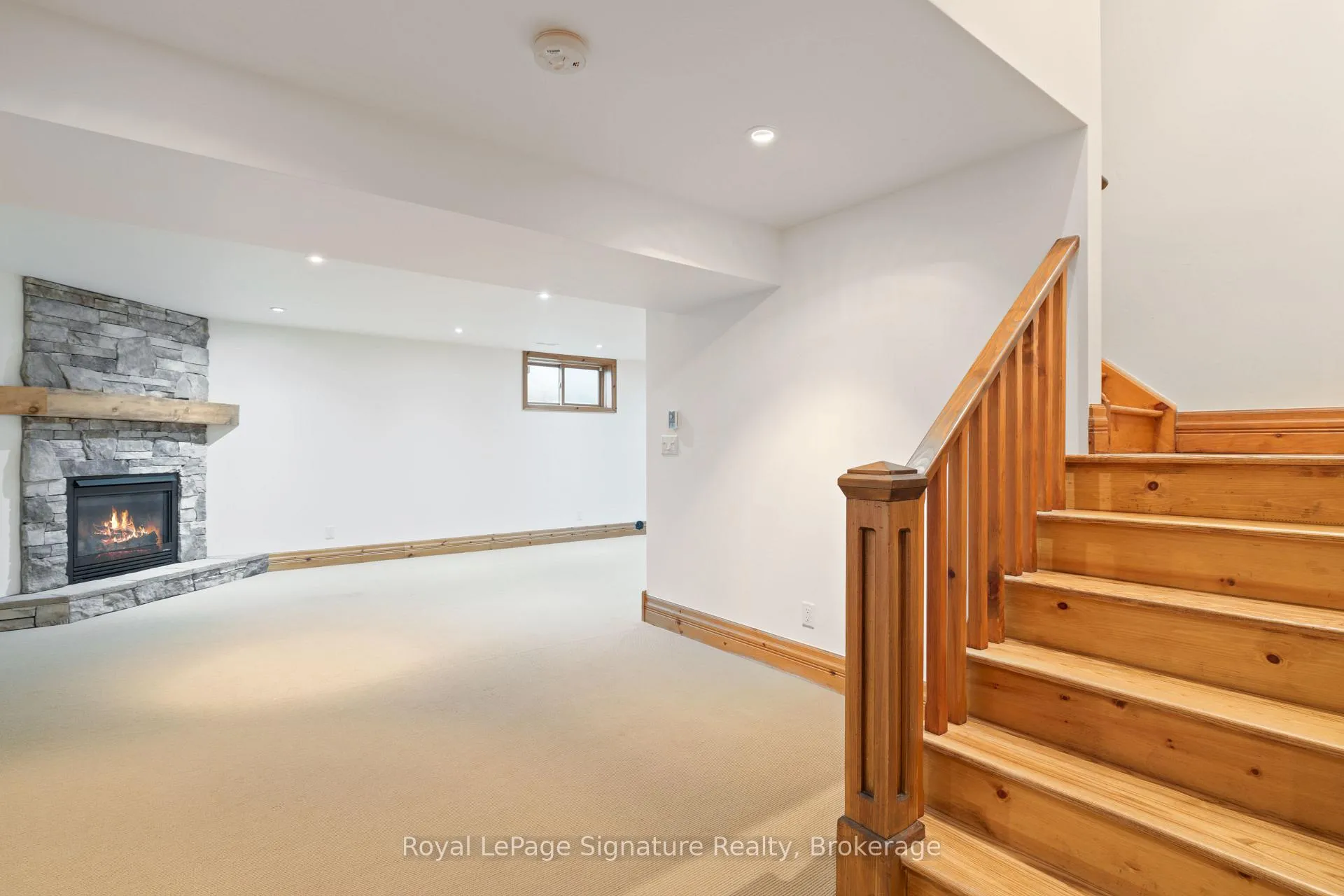 Photo 353 of 161 Snowbridge Way, Blue Mountains — HOMEH