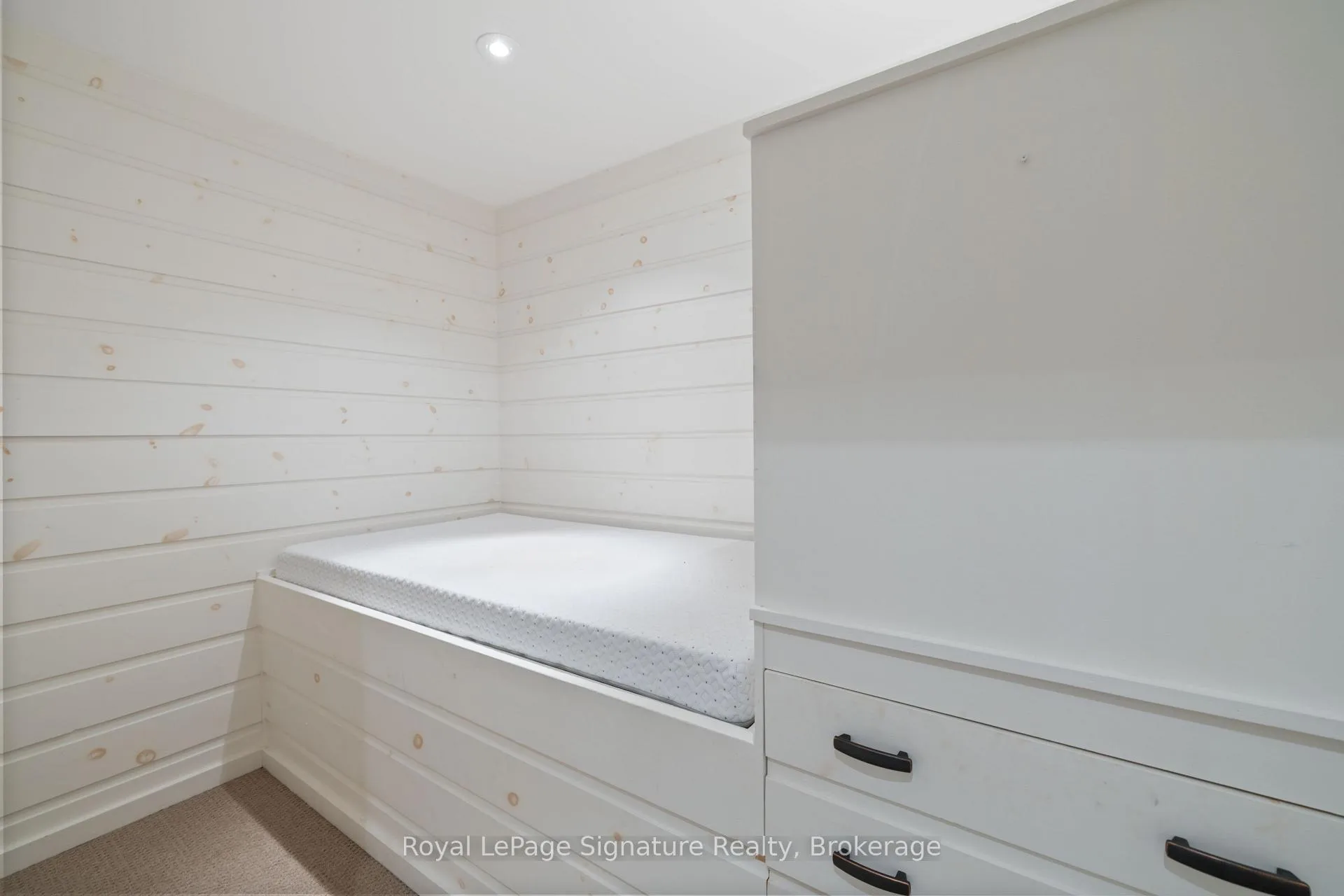 Photo 386 of 161 Snowbridge Way, Blue Mountains — HOMEH