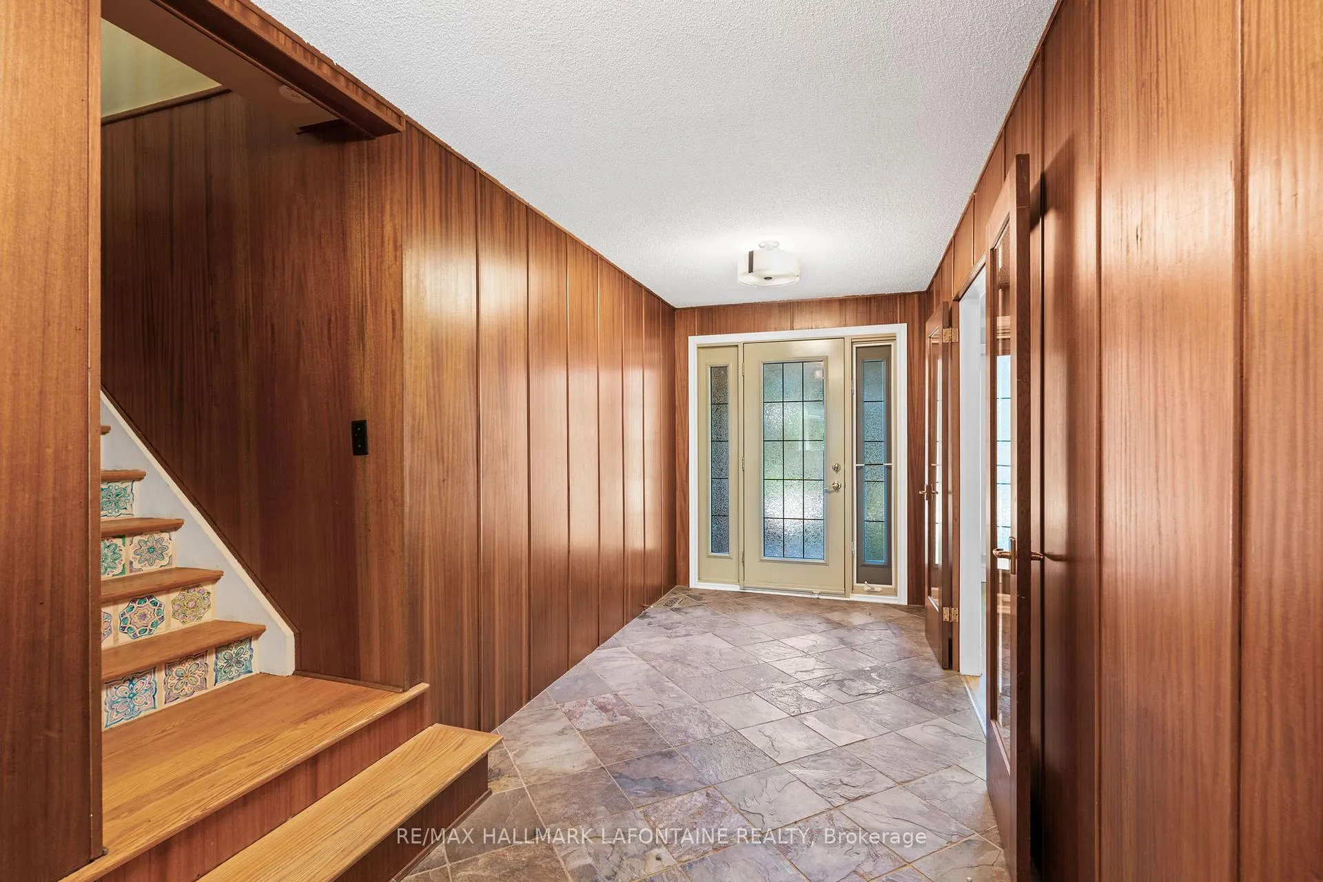 Photo 12 of 2213 Webster Avenue, Ottawa, Alta Vista — HOMEH