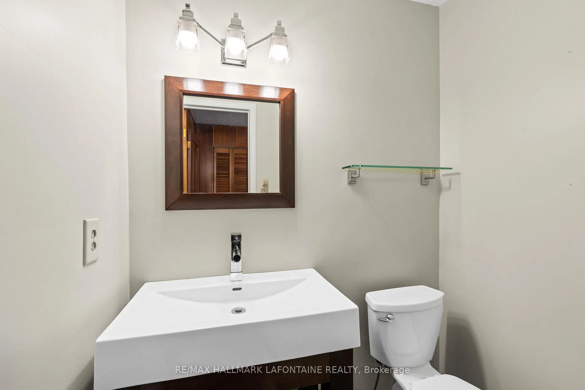 Photo 94 of 2213 Webster Avenue, Ottawa, Alta Vista — HOMEH