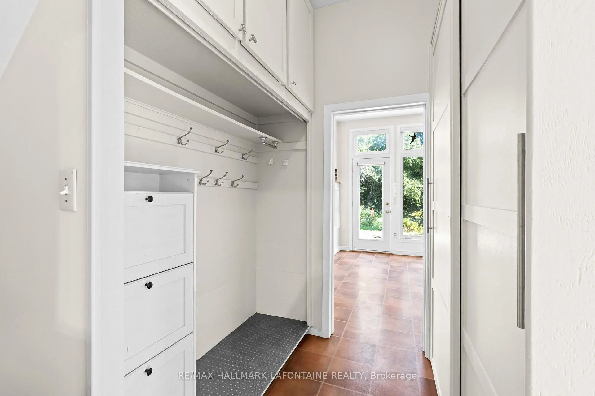 Photo 144 of 2213 Webster Avenue, Ottawa, Alta Vista — HOMEH