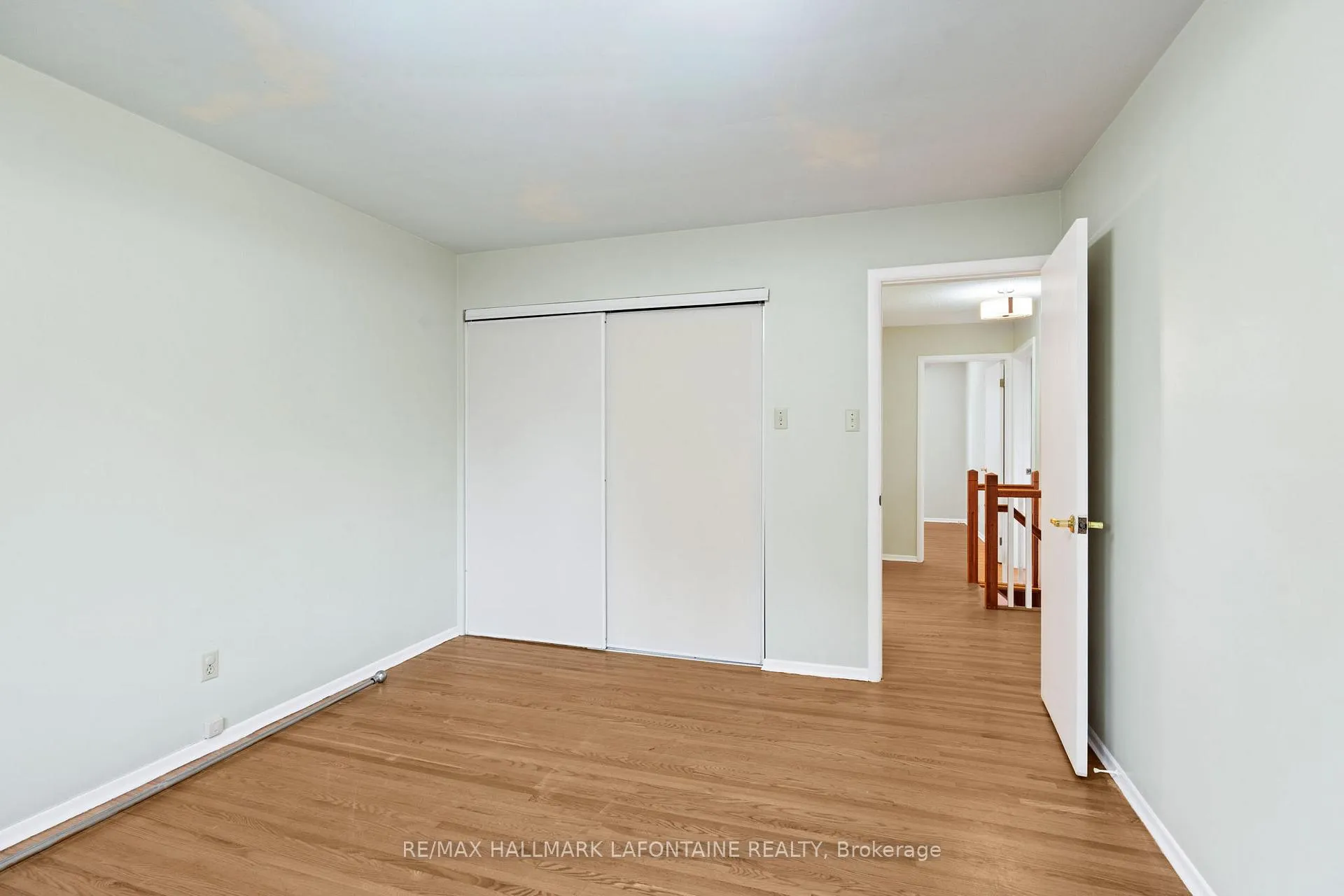 Photo 207 of 2213 Webster Avenue, Ottawa, Alta Vista — HOMEH