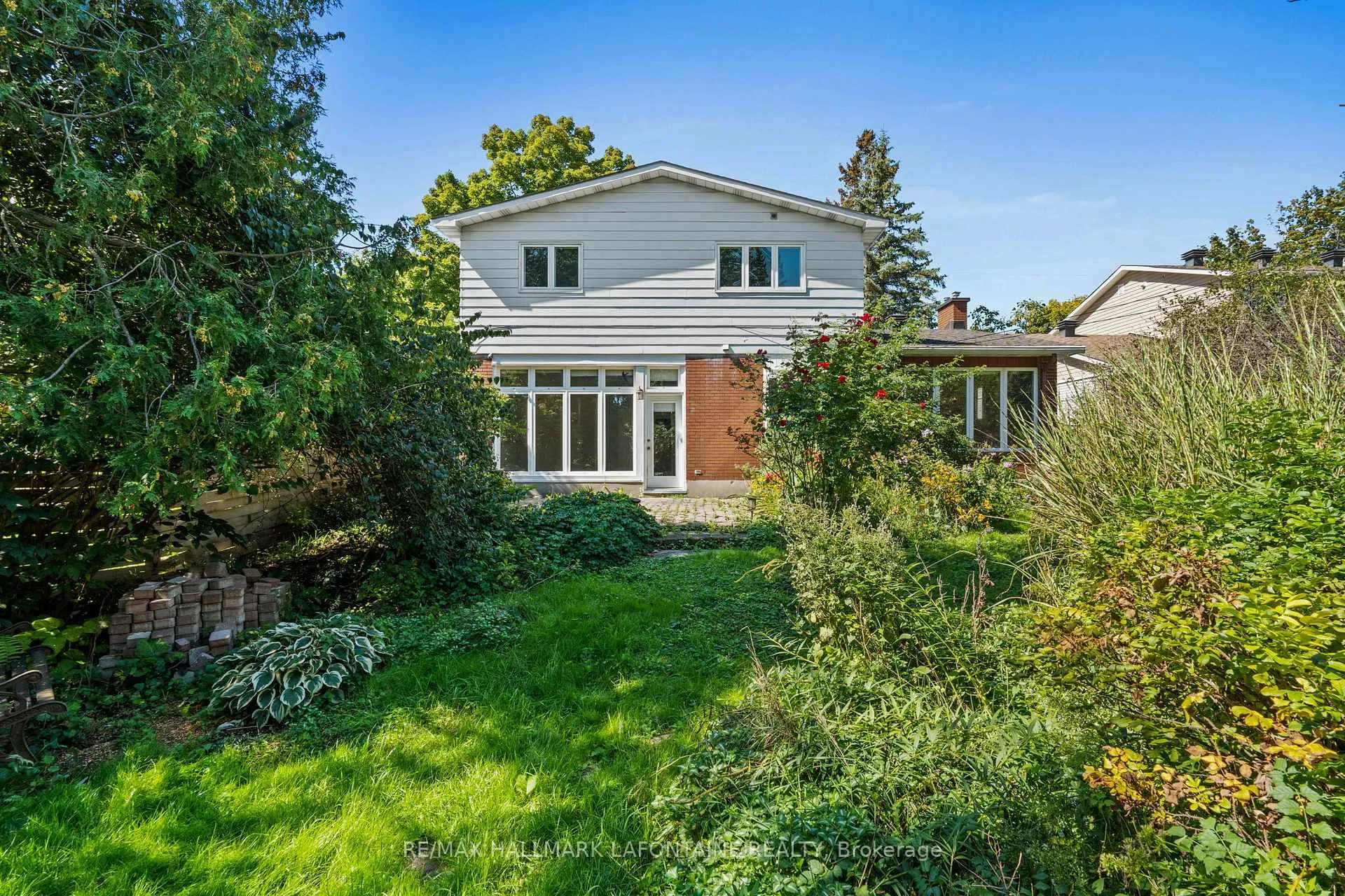 Photo 291 of 2213 Webster Avenue, Ottawa, Alta Vista — HOMEH