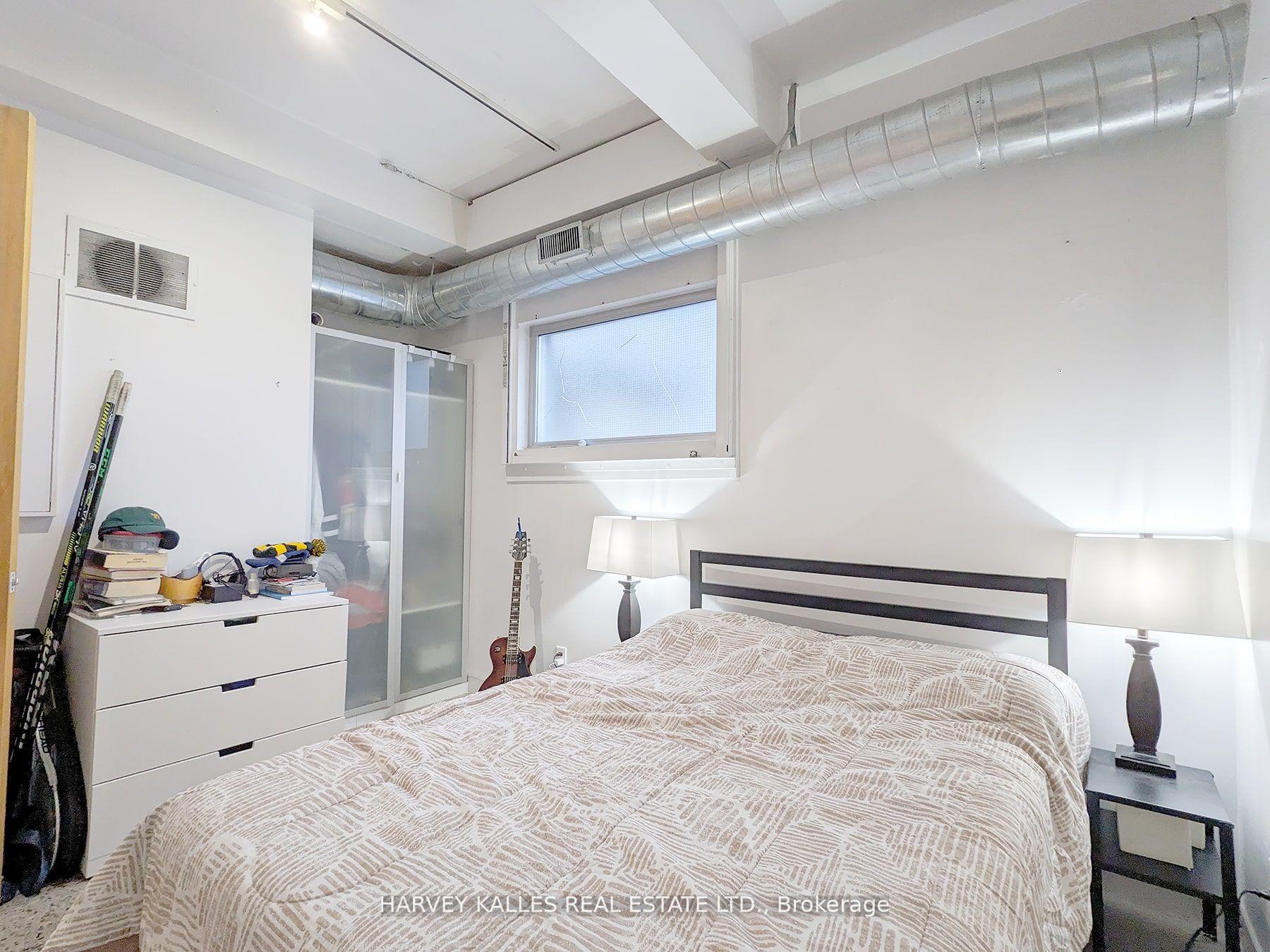 Photo 7 of Unit 2B, 214 Bathurst Street, Toronto, Trinity-Bellwoods — HOMEH
