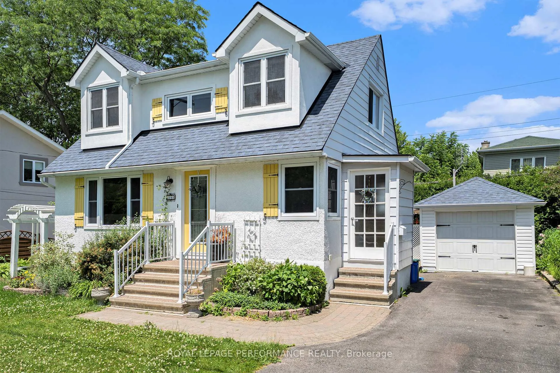 Photo 5 of 1245 Randall Avenue, Ottawa, Alta Vista — HOMEH