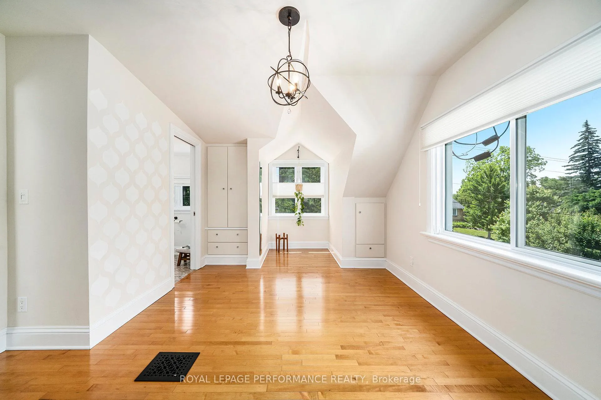 Photo 150 of 1245 Randall Avenue, Ottawa, Alta Vista — HOMEH