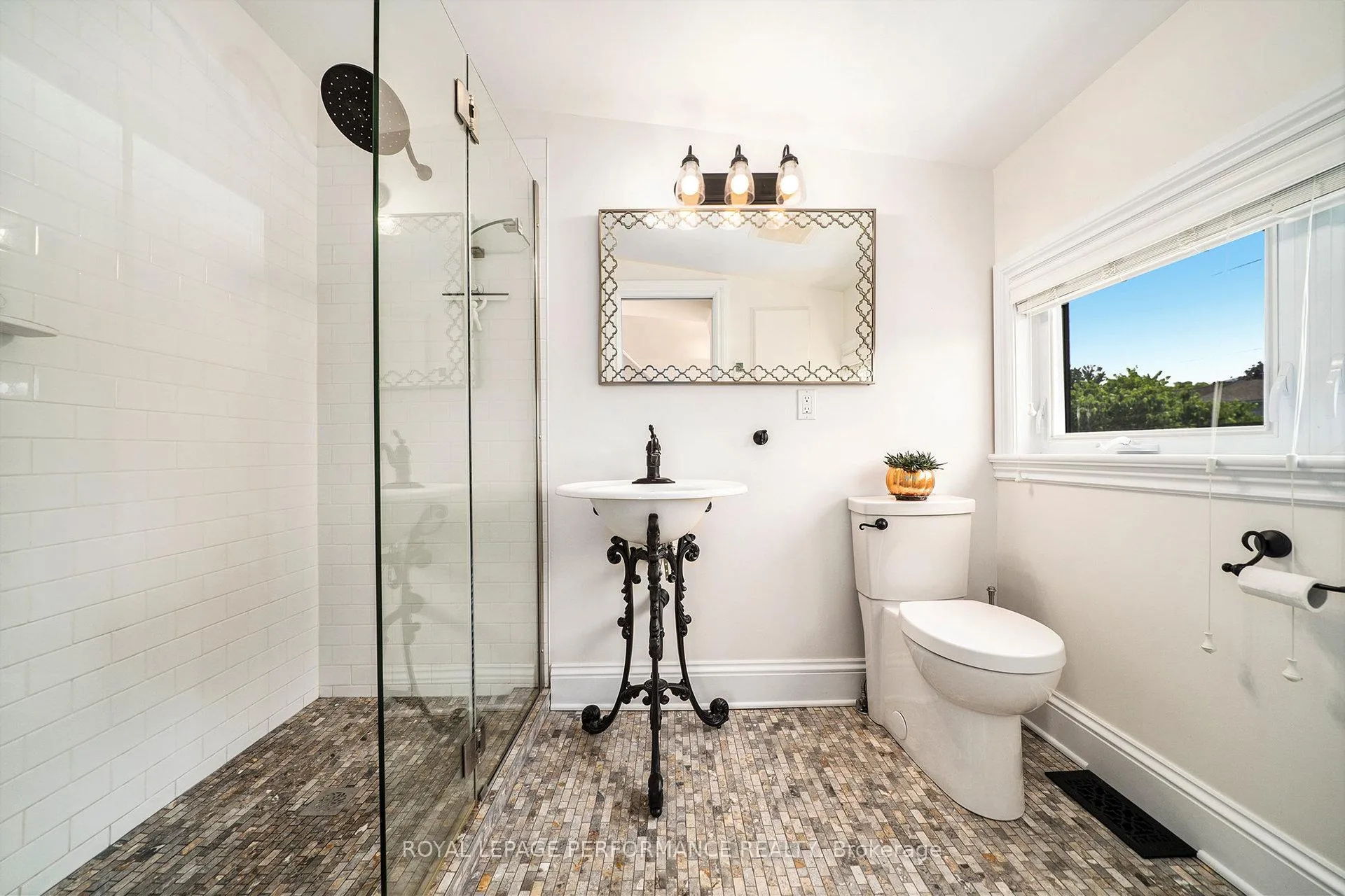Photo 164 of 1245 Randall Avenue, Ottawa, Alta Vista — HOMEH