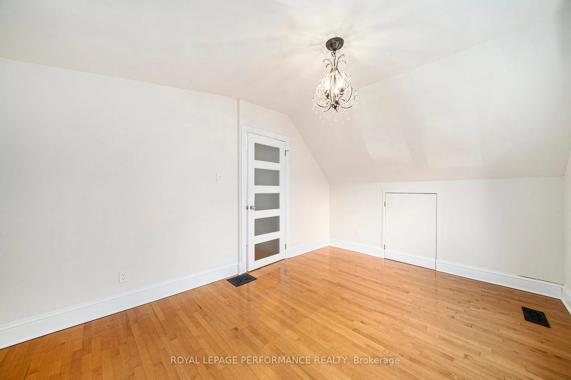 Photo 237 of 1245 Randall Avenue, Ottawa, Alta Vista — HOMEH