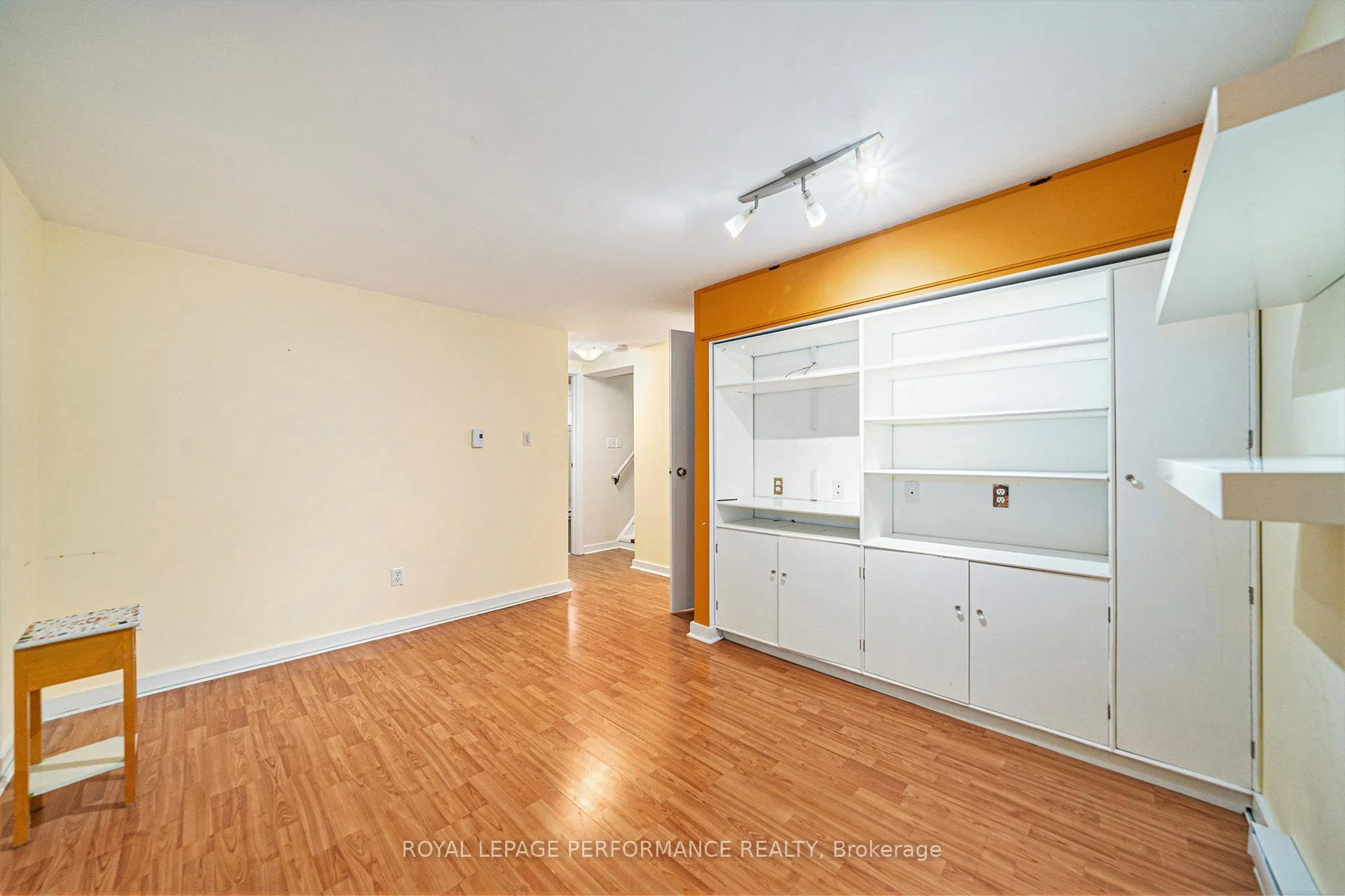 Photo 261 of 1245 Randall Avenue, Ottawa, Alta Vista — HOMEH